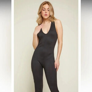 Popular 21 Racerback Tank Jumpsuit Small Black Soft Jersey‎ Minimalist Cozy